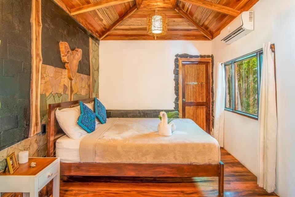 Ocho Artisan Bungalows (Adults Only) Tamarindo Exterior foto