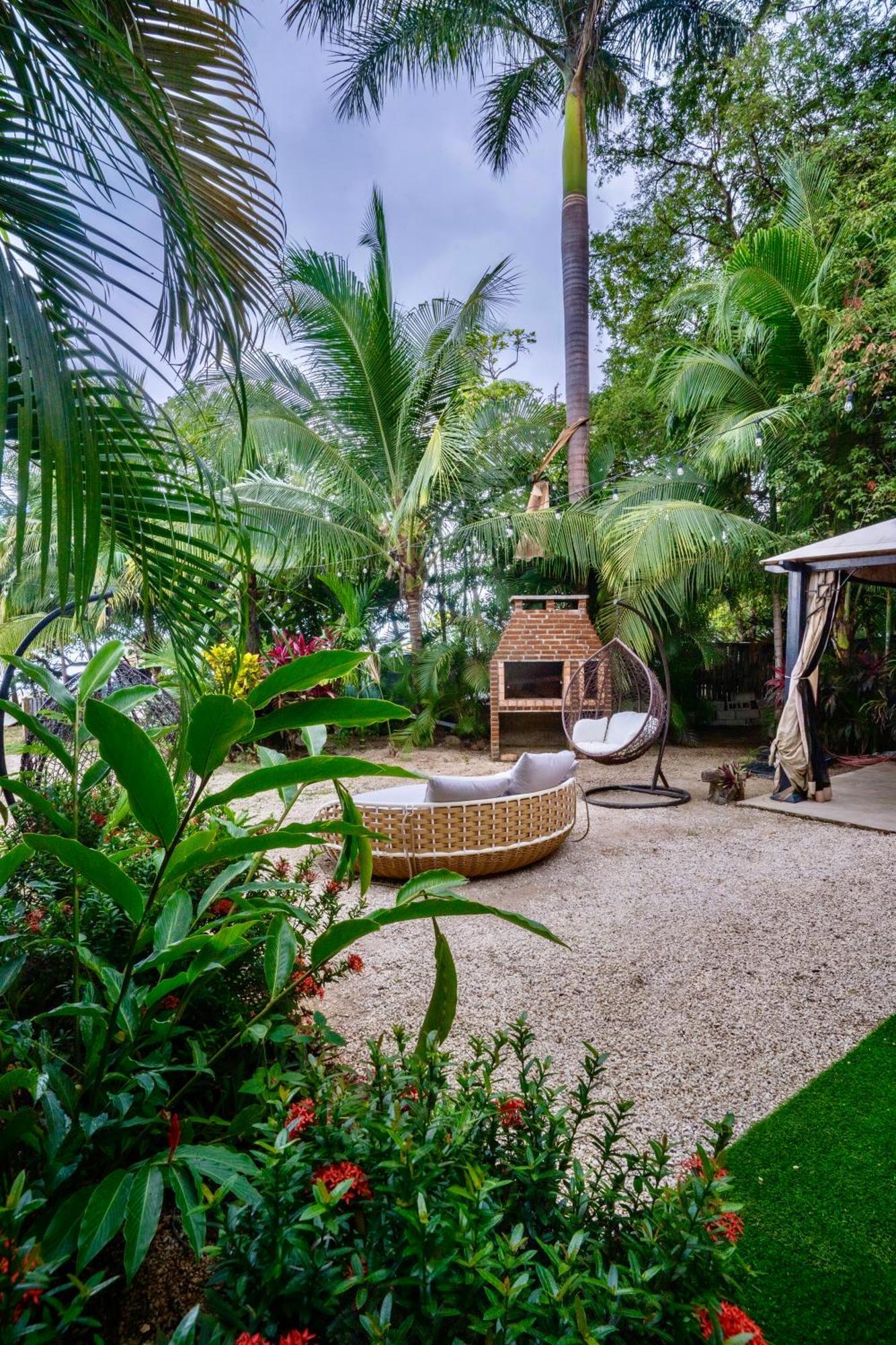 Ocho Artisan Bungalows (Adults Only) Tamarindo Exterior foto